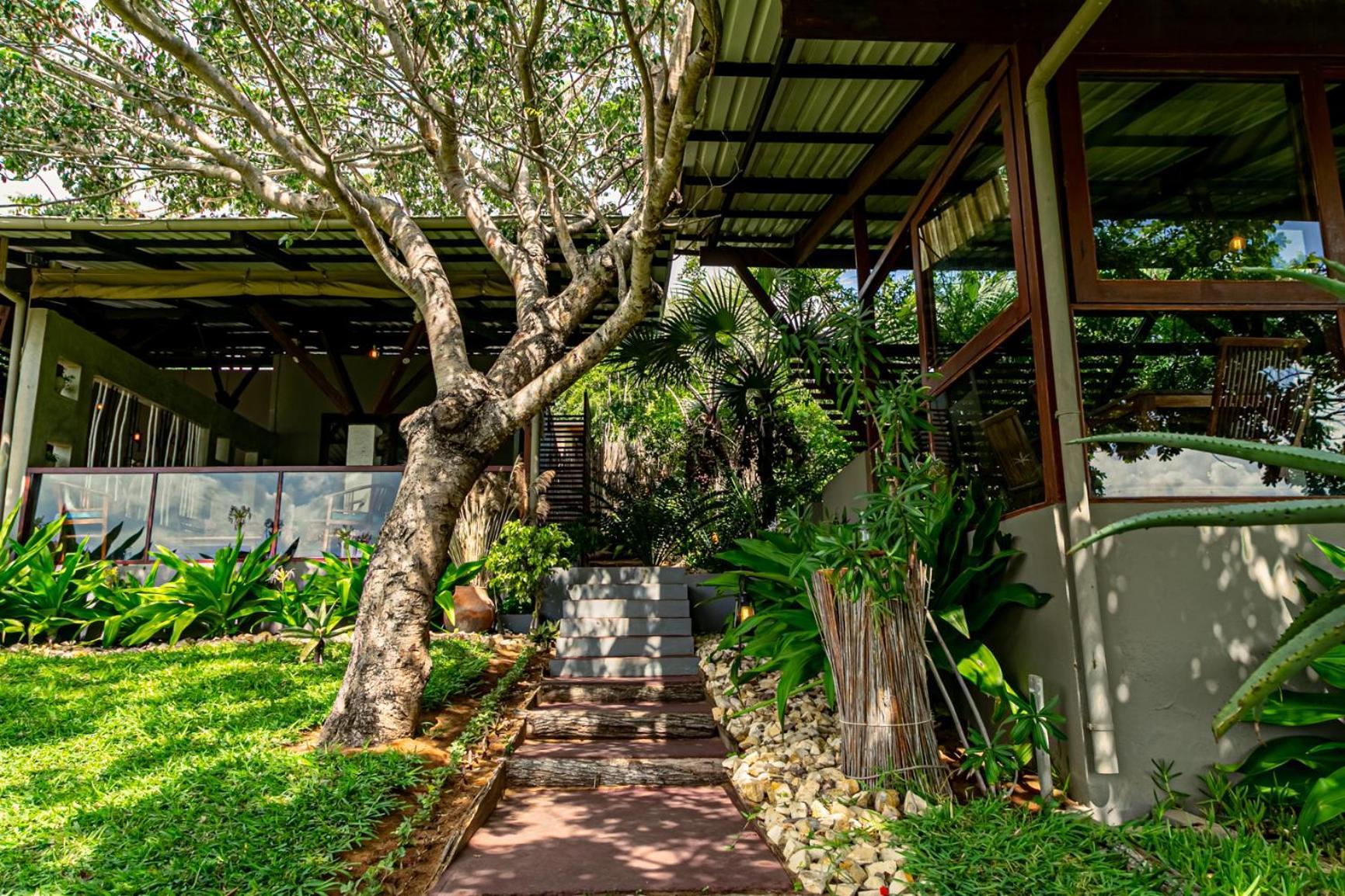 Naara Eco Lodge & Spa Шиденгел Екстериор снимка